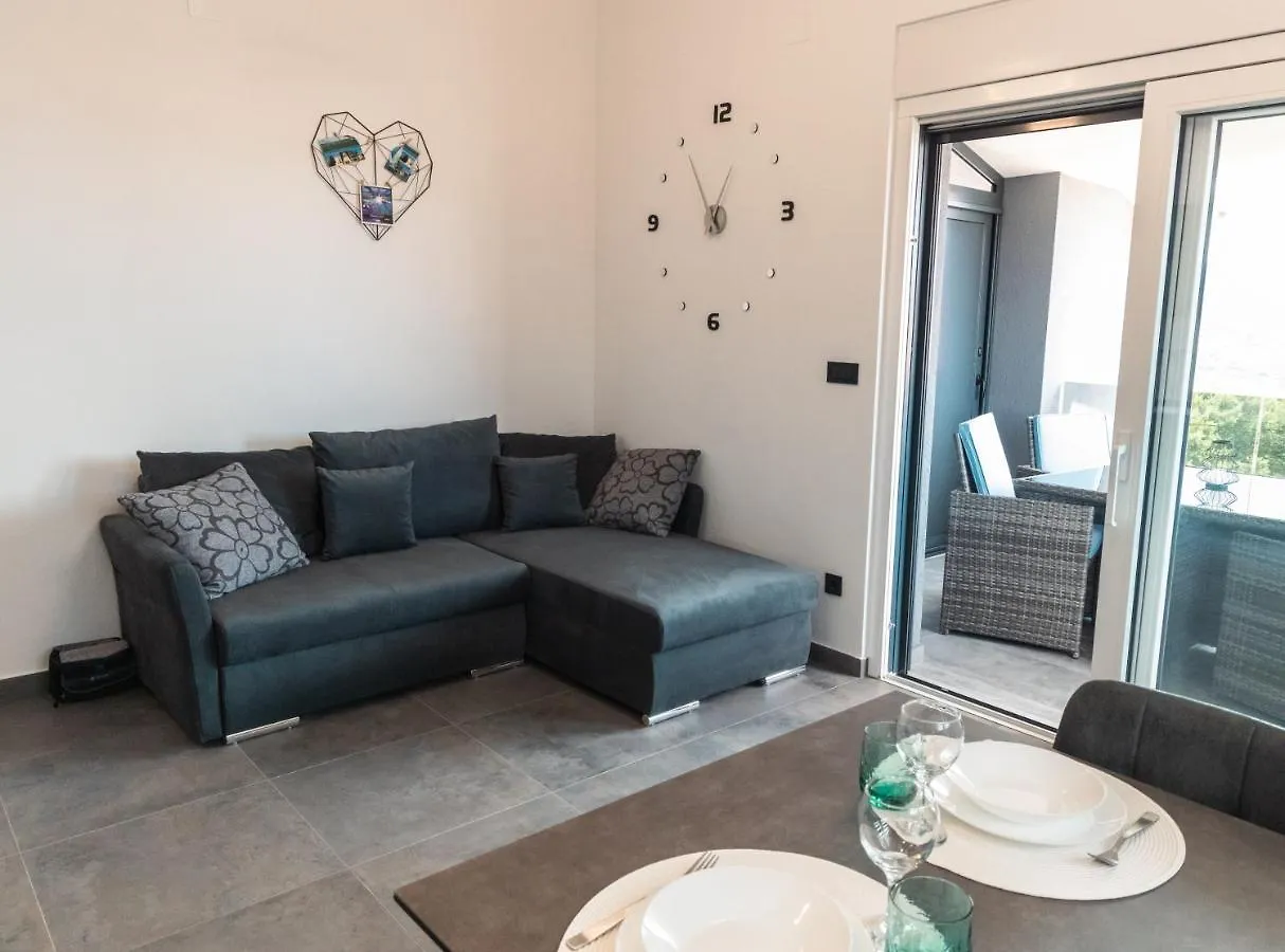 Apartments Pina Kornic